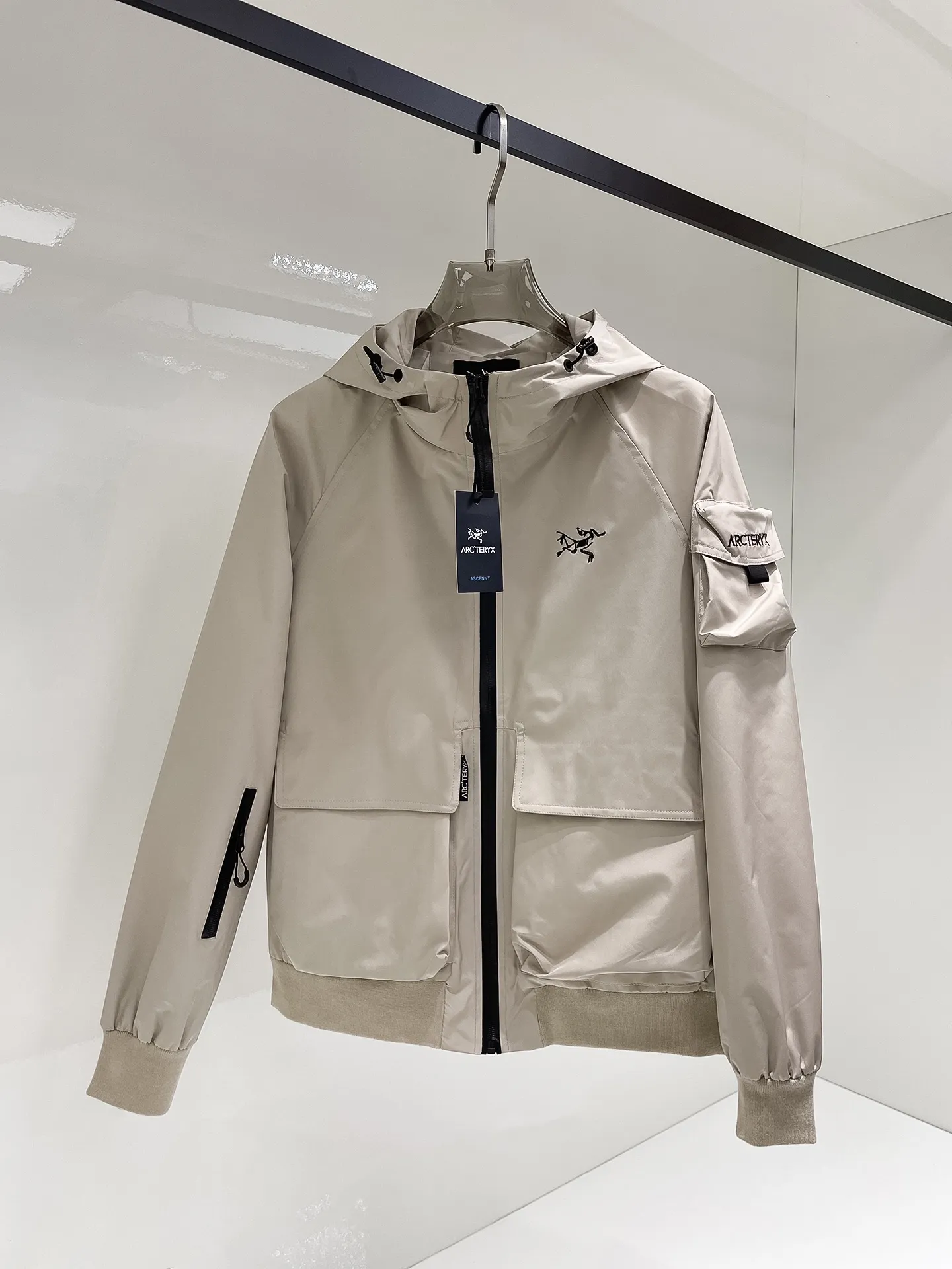 Same Style， ， 2026 New Arrival ， Original Premium Breathable ， ， ， Quality。 ， Sizes：M～3XL，